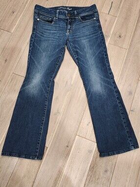 American Eagle Original Boot Jeans Womens 8 Short Blue Medium Wash Low Rise